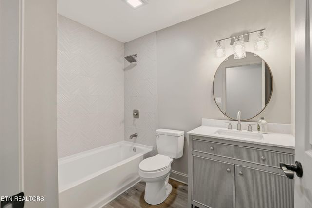 6815 Dorchester Drive, Knoxville, TN 37909