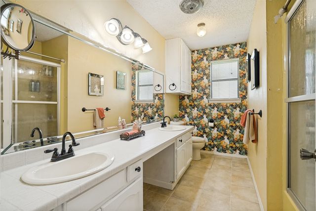 4200 Bar Harbor Court, Granbury, TX 76049