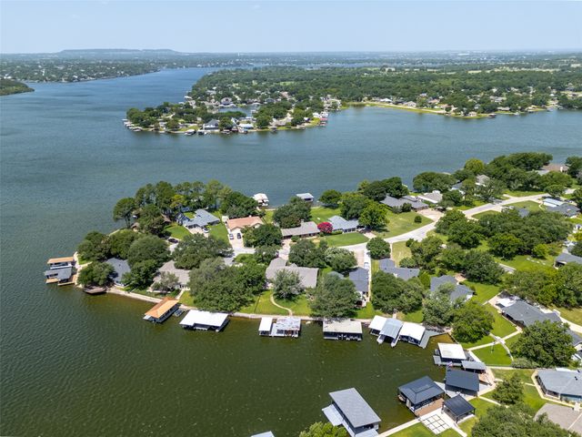4200 Bar Harbor Court, Granbury, TX 76049