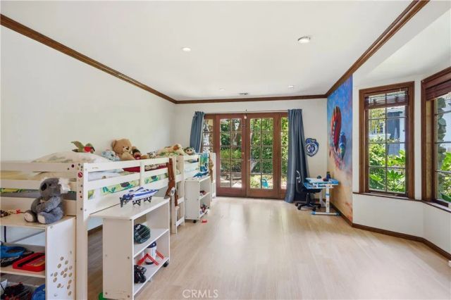 18000 Karen Drive, Encino, CA 91316
