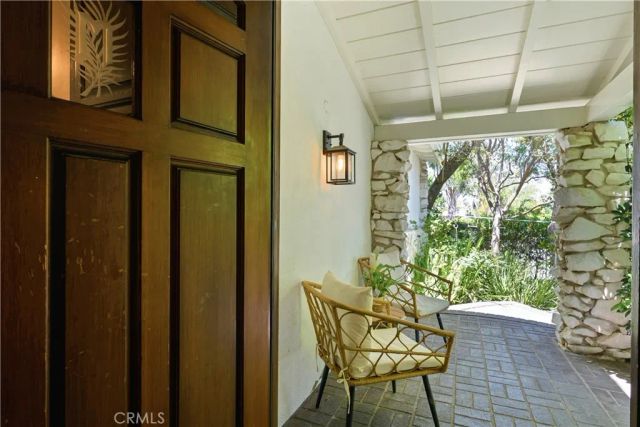 18000 Karen Drive, Encino, CA 91316