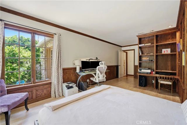 18000 Karen Drive, Encino, CA 91316