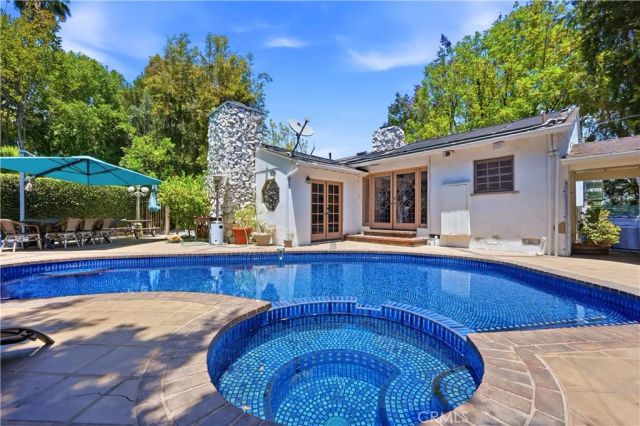 18000 Karen Drive, Encino, CA 91316