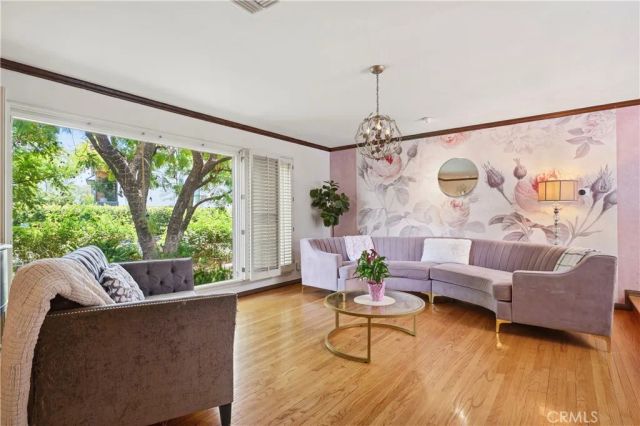 18000 Karen Drive, Encino, CA 91316