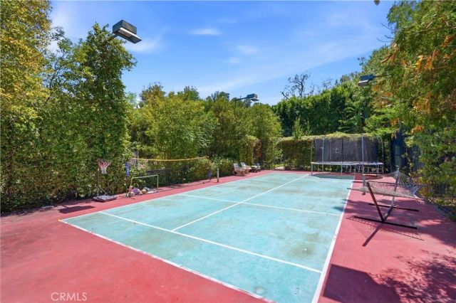 18000 Karen Drive, Encino, CA 91316