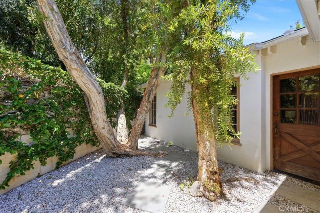 18000 Karen Drive, Encino, CA 91316