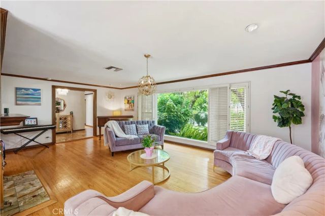 18000 Karen Drive, Encino, CA 91316