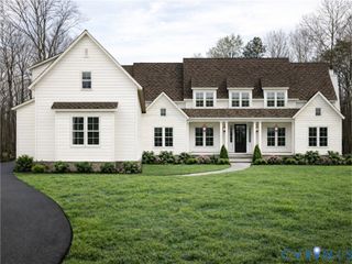 2530 Whitecastle Dr, Midlothian, VA 23113