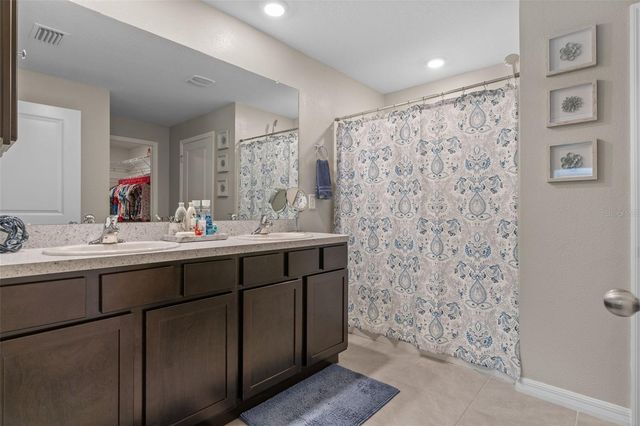 17528 GARSALASO CIRCLE, Brooksville, FL 34604