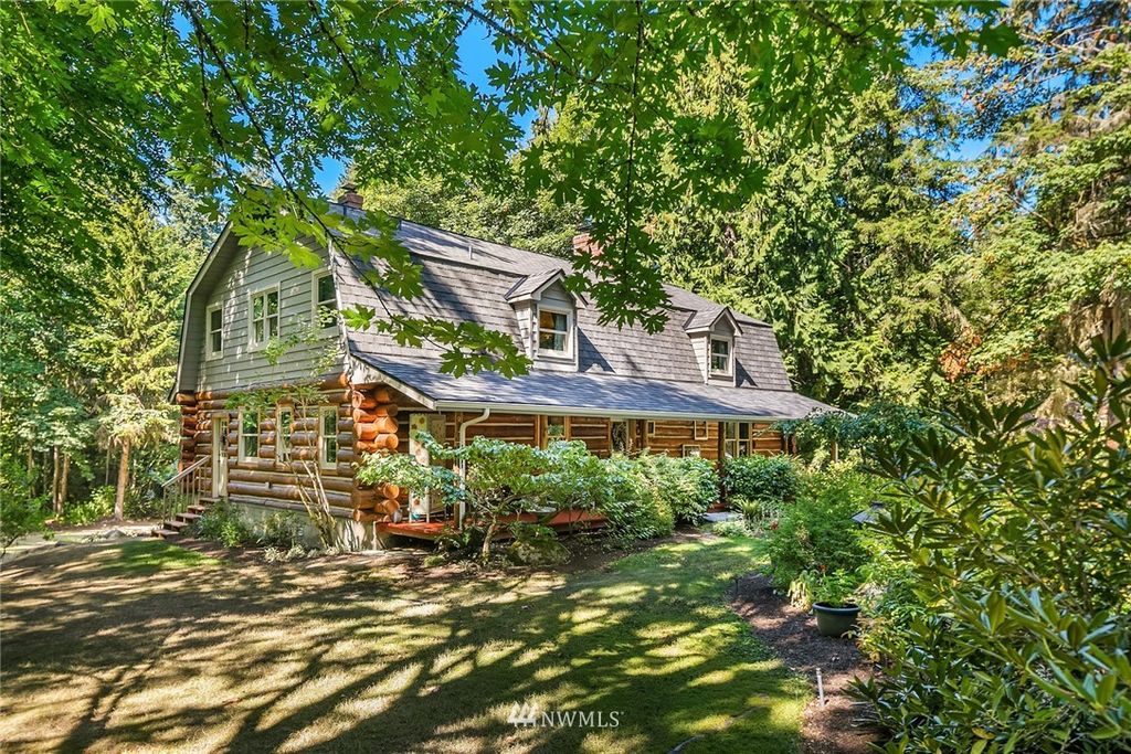 Image 1 of property listing at 21326 NE 97th Place, Redmond, WA 98053