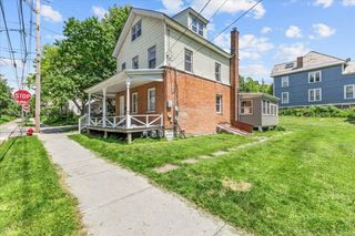 272 South Winooski Avenue, Burlington, VT 05401