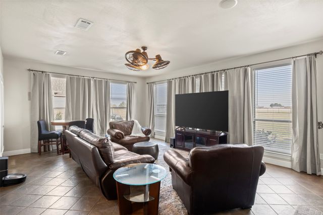 219 Mohundro Road, Ferris, TX 75125