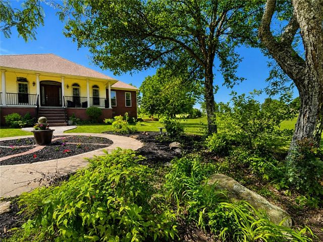333 Hide-A-Way Lane, London, AR 72847