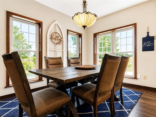 333 Hide-A-Way Lane, London, AR 72847