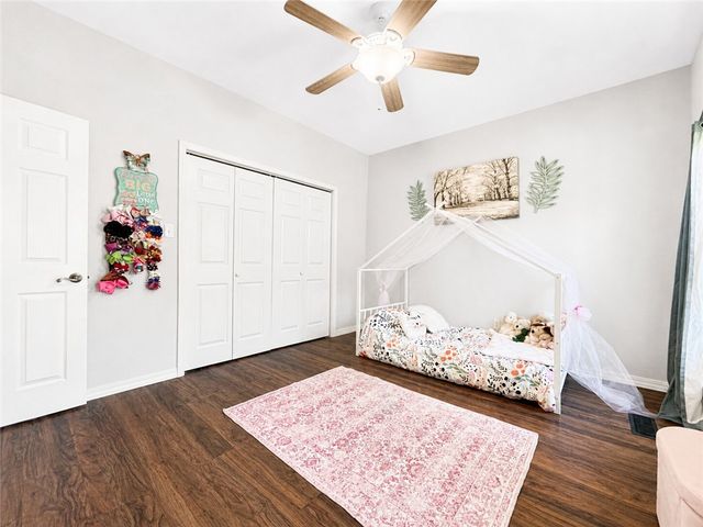 333 Hide-A-Way Lane, London, AR 72847
