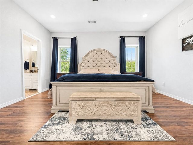 333 Hide-A-Way Lane, London, AR 72847