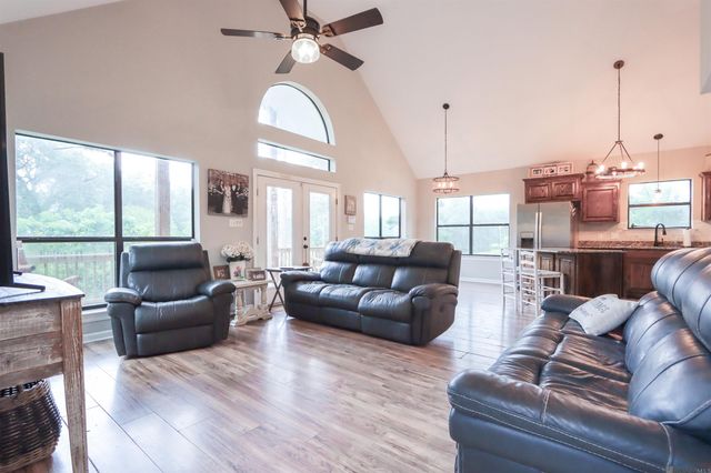 26067 La Hwy 1032, Denham Springs, LA 70726