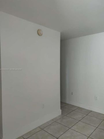 2016 Bay Dr 602, Miami Beach, FL 33141