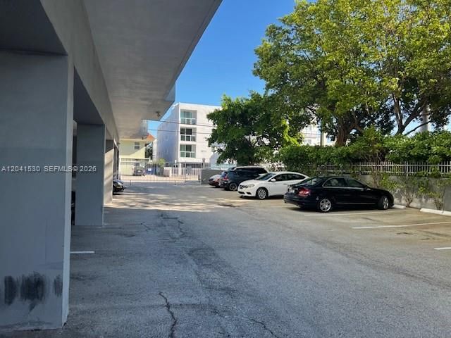 2016 Bay Dr 602, Miami Beach, FL 33141
