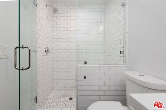 3933 Marathon Street 103B, Los Angeles, CA 90029