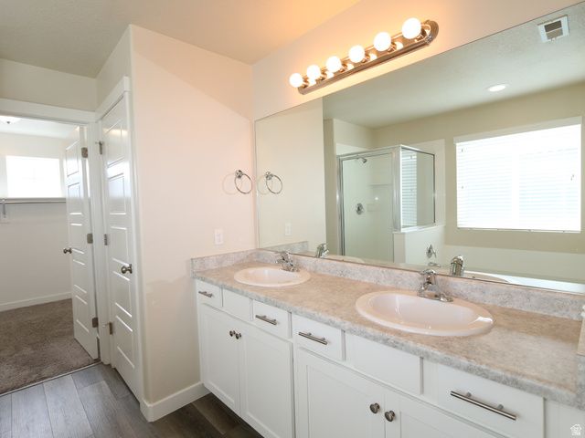 1874 W PARKVIEW DR, Syracuse, UT 84075