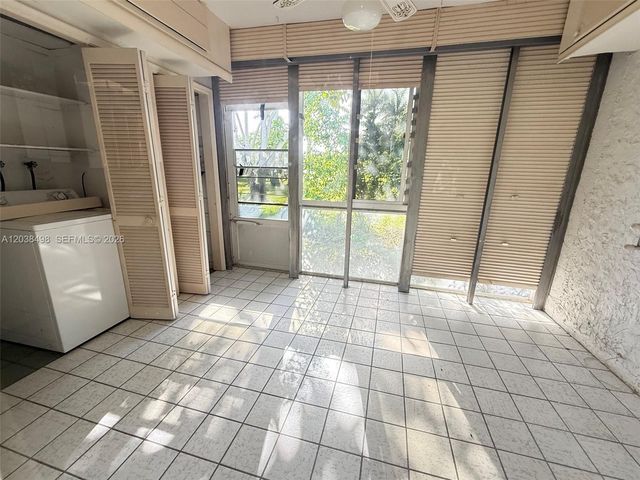417 SW Natura Avenue A, Deerfield Beach, FL 33441