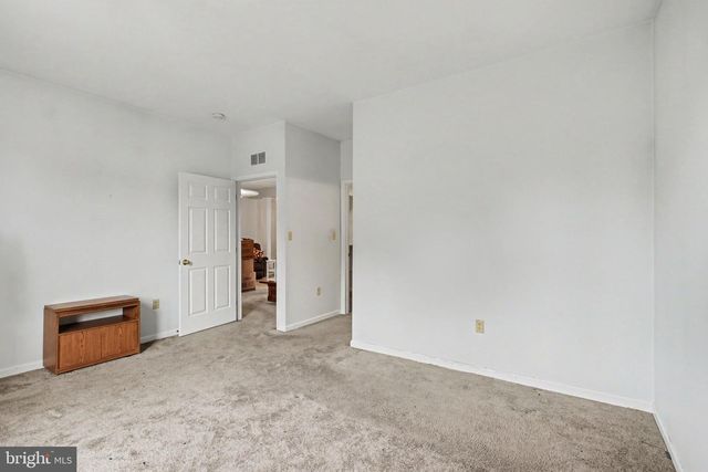 546 BENT OAK DR, Mount Joy, PA 17552