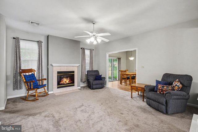 546 BENT OAK DR, Mount Joy, PA 17552