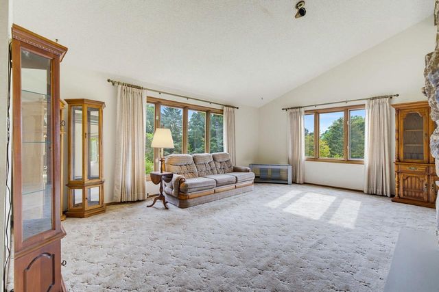 3755 Kettle View DRIVE, Slinger, WI 53086