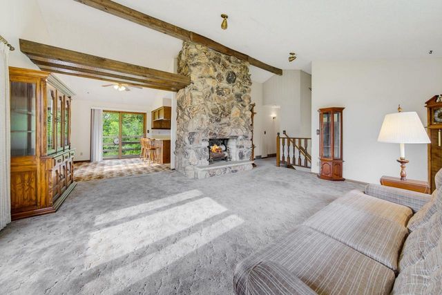 3755 Kettle View DRIVE, Slinger, WI 53086