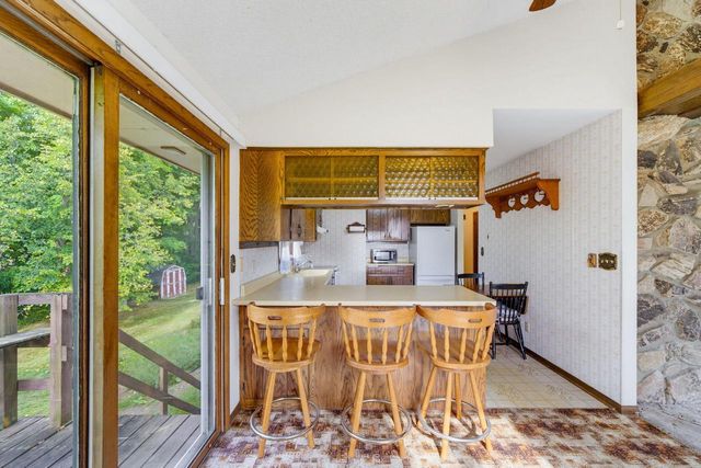 3755 Kettle View DRIVE, Slinger, WI 53086