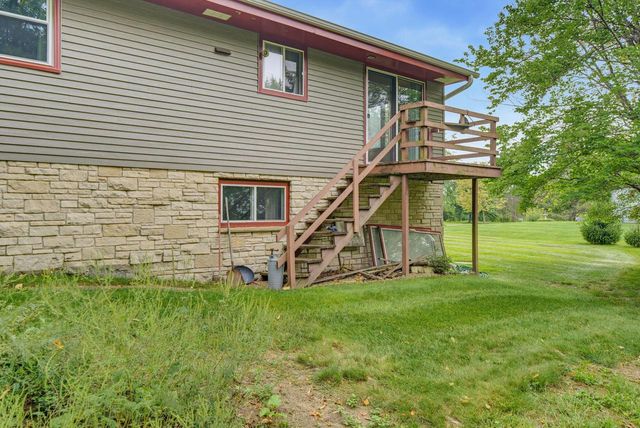 3755 Kettle View DRIVE, Slinger, WI 53086