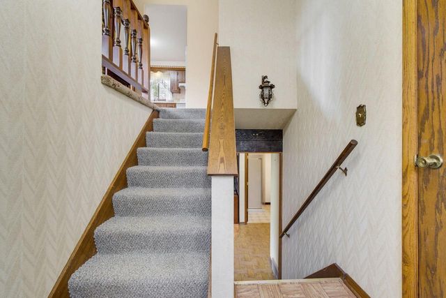 3755 Kettle View DRIVE, Slinger, WI 53086