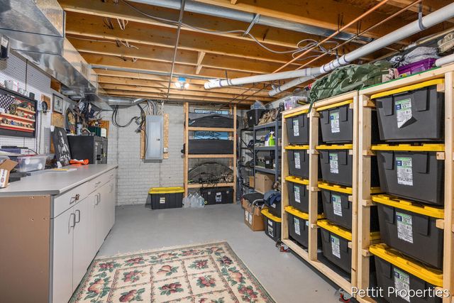 623 Lennon Lane, Gladwin, MI 48624