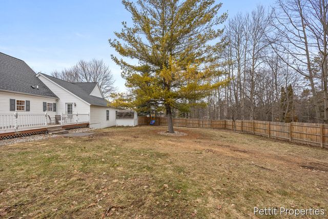 623 Lennon Lane, Gladwin, MI 48624