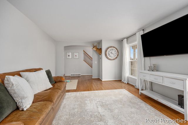 623 Lennon Lane, Gladwin, MI 48624