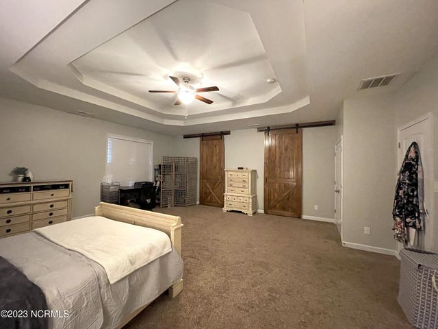 211 Seneca Court, Holly Ridge, NC 28445