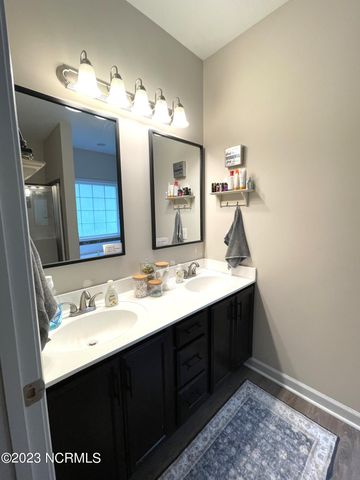 211 Seneca Court, Holly Ridge, NC 28445