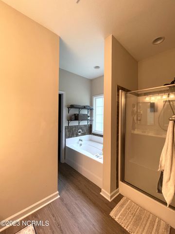 211 Seneca Court, Holly Ridge, NC 28445