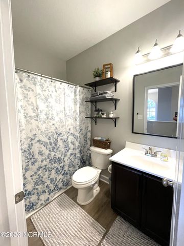 211 Seneca Court, Holly Ridge, NC 28445