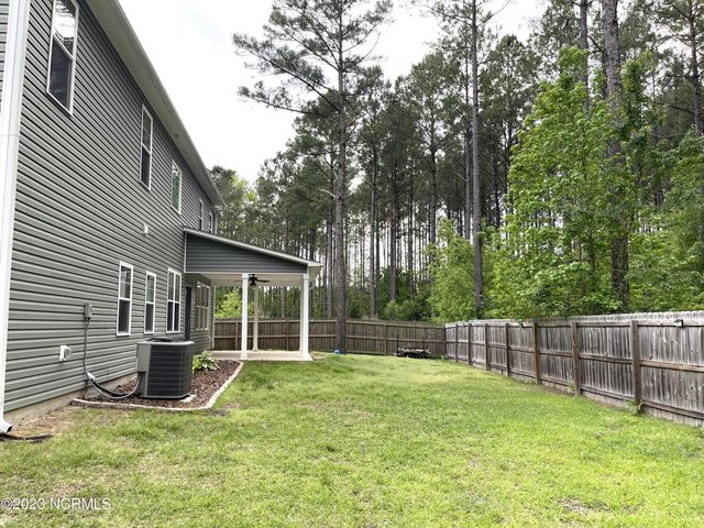 211 Seneca Court, Holly Ridge, NC 28445