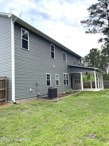 211 Seneca Court, Holly Ridge, NC 28445