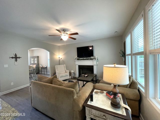 211 Seneca Court, Holly Ridge, NC 28445