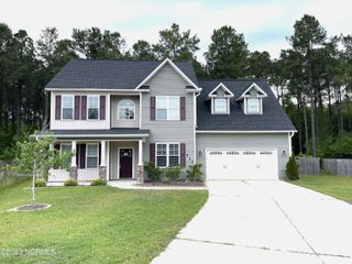 211 Seneca Court, Holly Ridge, NC 28445