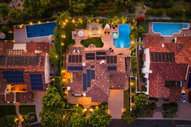7946 Kathryn Crosby Ct, San Diego, CA 92127