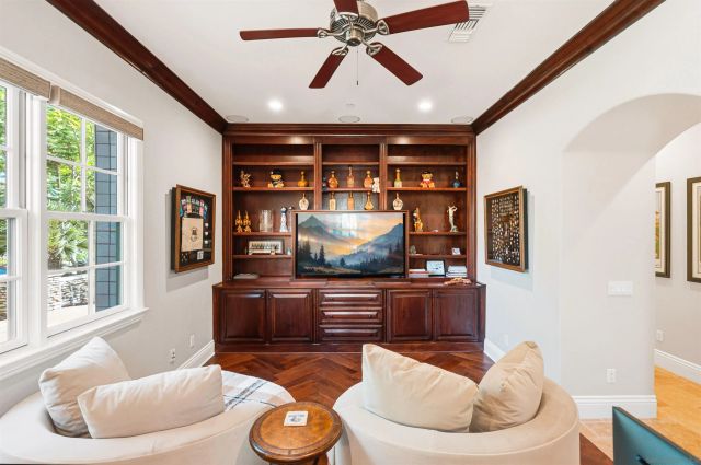 7946 Kathryn Crosby Ct, San Diego, CA 92127