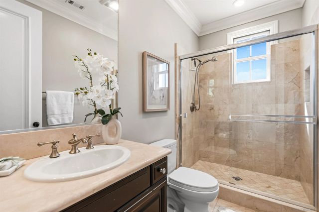 7946 Kathryn Crosby Ct, San Diego, CA 92127