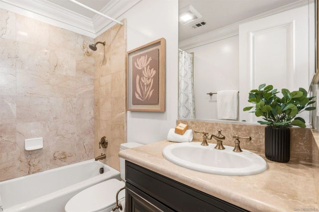 7946 Kathryn Crosby Ct, San Diego, CA 92127
