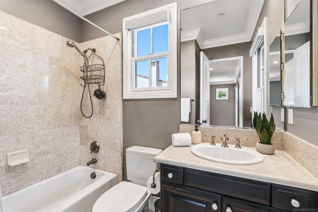 7946 Kathryn Crosby Ct, San Diego, CA 92127