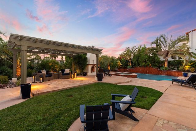 7946 Kathryn Crosby Ct, San Diego, CA 92127